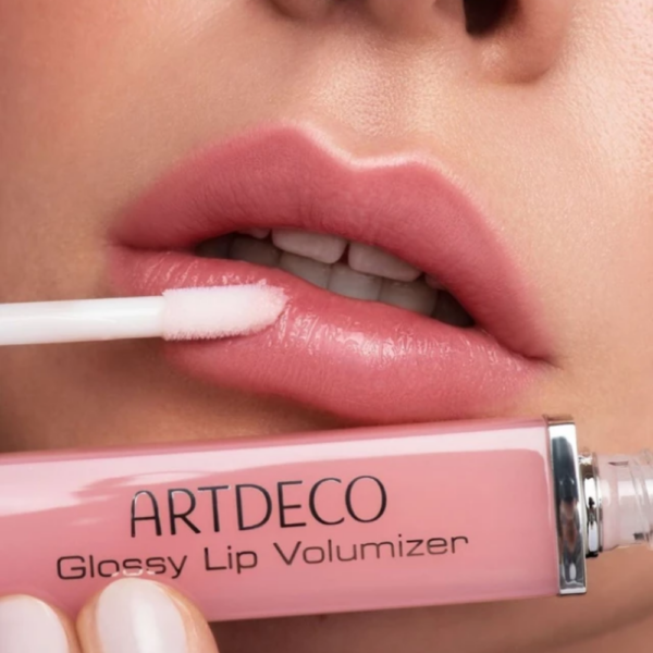 artdeco glossy lip volumiser (model)
