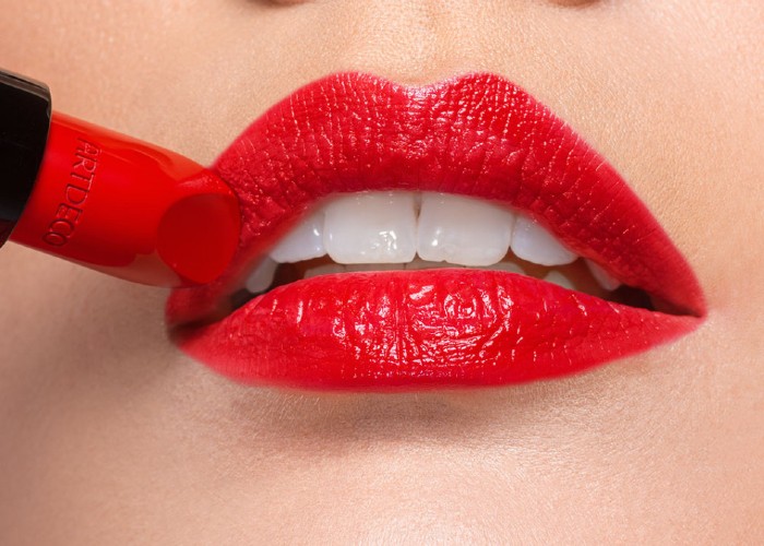 lockdown lips (featured image)