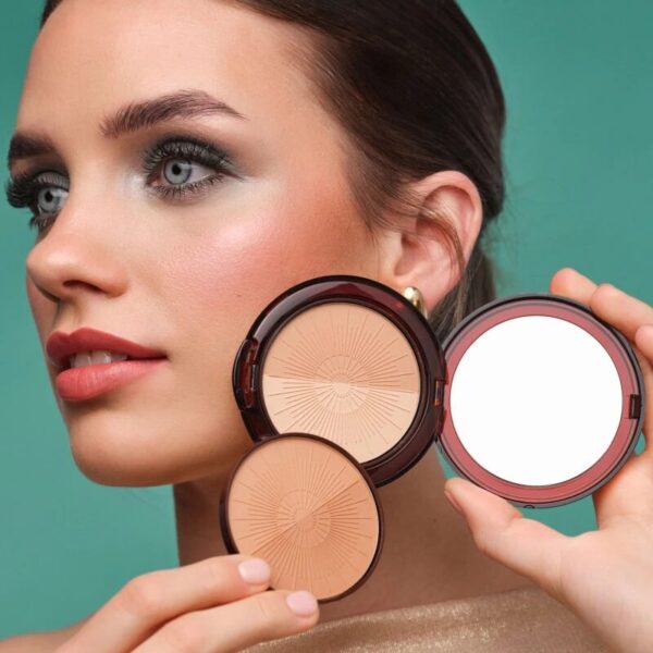 Artdeco Bronzing Powder Compact Sunkissed (Model)